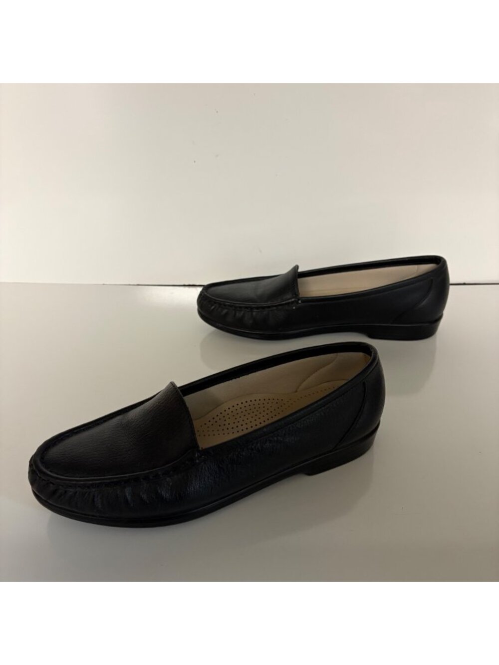 SAS Tripad Womens Black Leather Loafers Size 9.5 M Comfort Flat Shoes